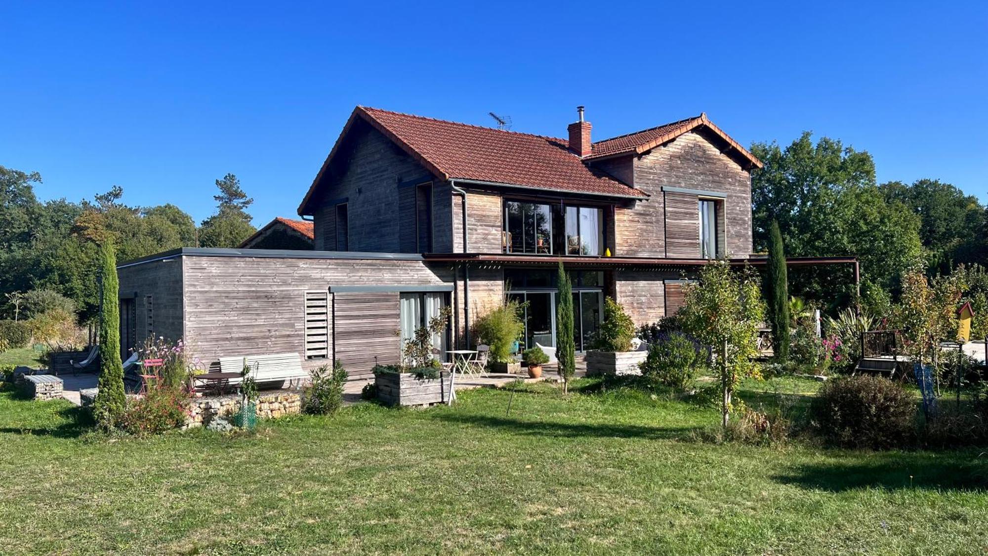 Relais De La Brande Panzió Saint-Gourson Kültér fotó